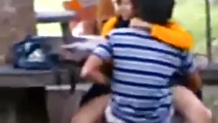 תקרע בכל הסדקים, כדי שהיא בוודאי תסיים!. סקס וידאו חינם