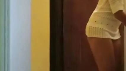 שיתוף שלל של סקס מבוגרות חינם משרתת עם חבר הוא מעשה טוב.