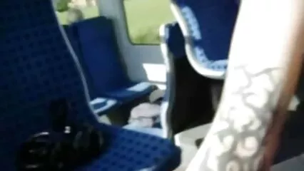הפסקה פרונו חינם טיפוסית עם מזכירה סקסית.